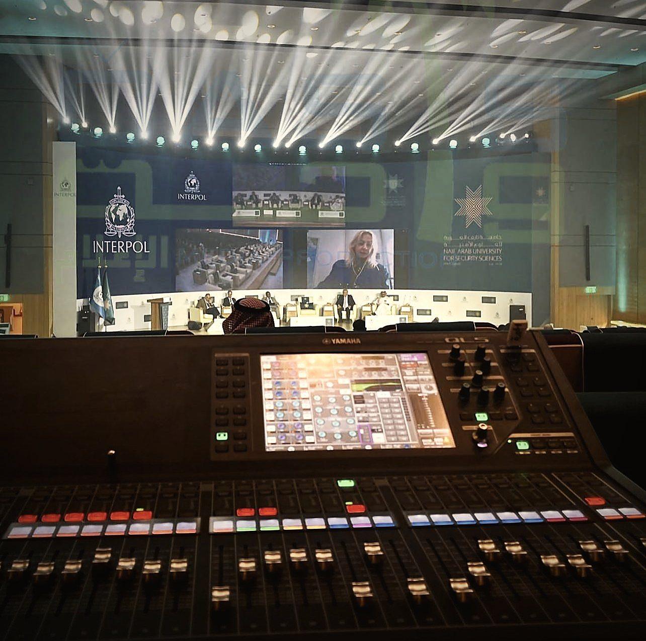 Live console during a show